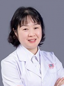 陈忆冰